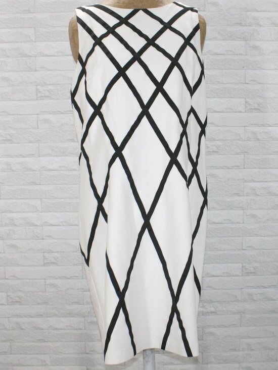Peter Nygard Dresses & Skirts - PETER NYGARD Dress Midi Sleeveless Striped Classic Black White Plus Size 14